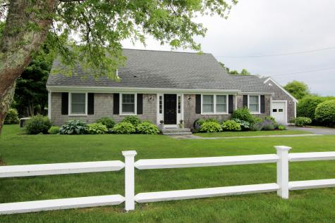 18 Doane Way Harwich MA 02646