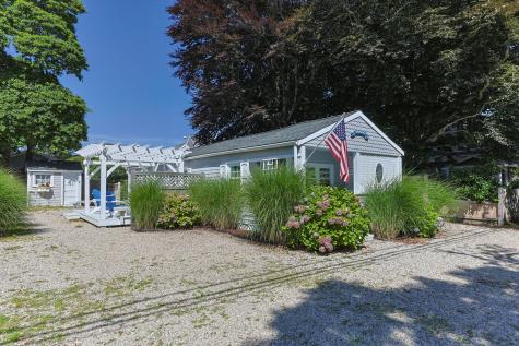 17 Elysian Avenue Falmouth MA 02540