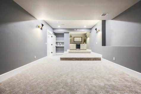 28 Quaker Run Road Mashpee MA 02649