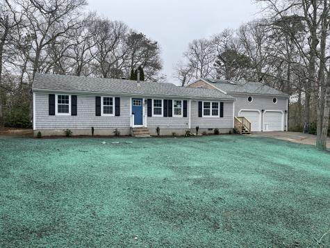 53 Woodland Avenue Mashpee MA 02649