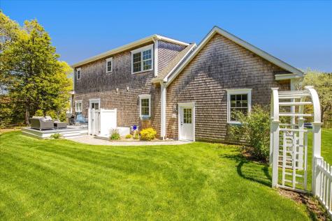 13 Academy Hill Lane Dennis MA 02660