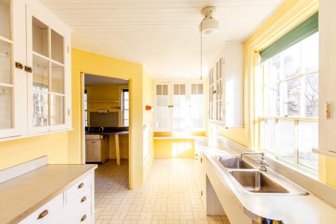 41 Uncle Roberts Road Yarmouth MA 02673