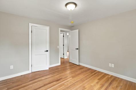 18 Murphy Road Hyannis MA 02601