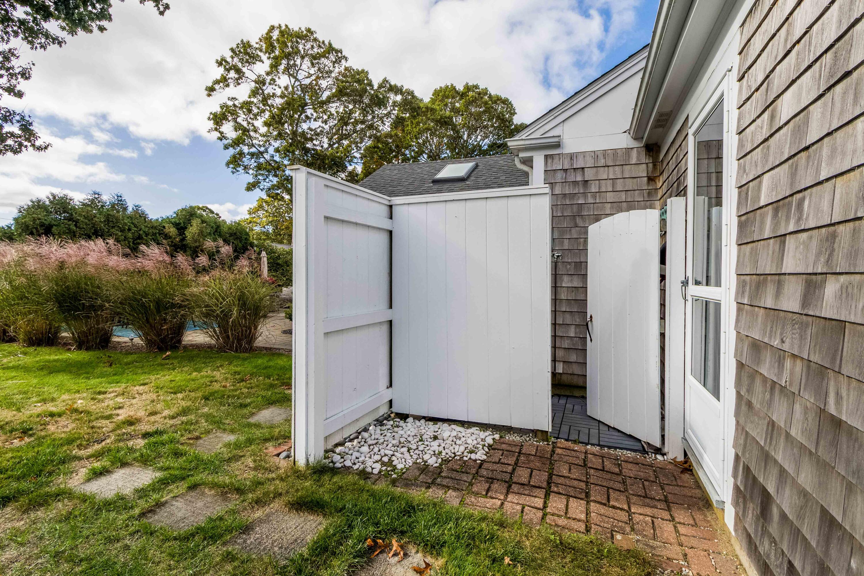25 Brae Burn Lane South Yarmouth MA 02664
