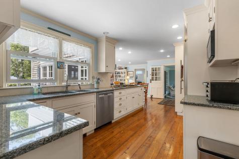 95 Cotchpinicut Road Chatham MA 02633