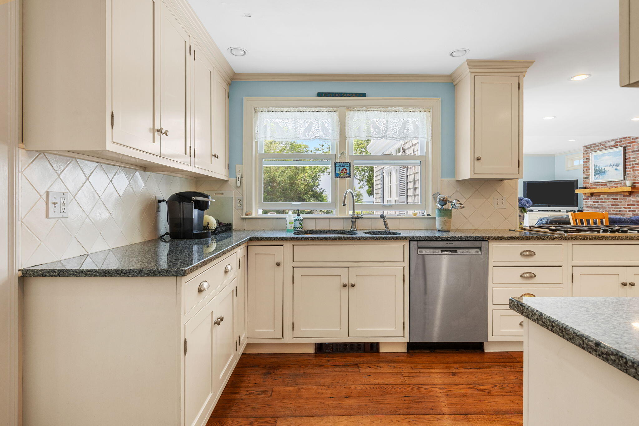95 Cotchpinicut Road Chatham MA 02633