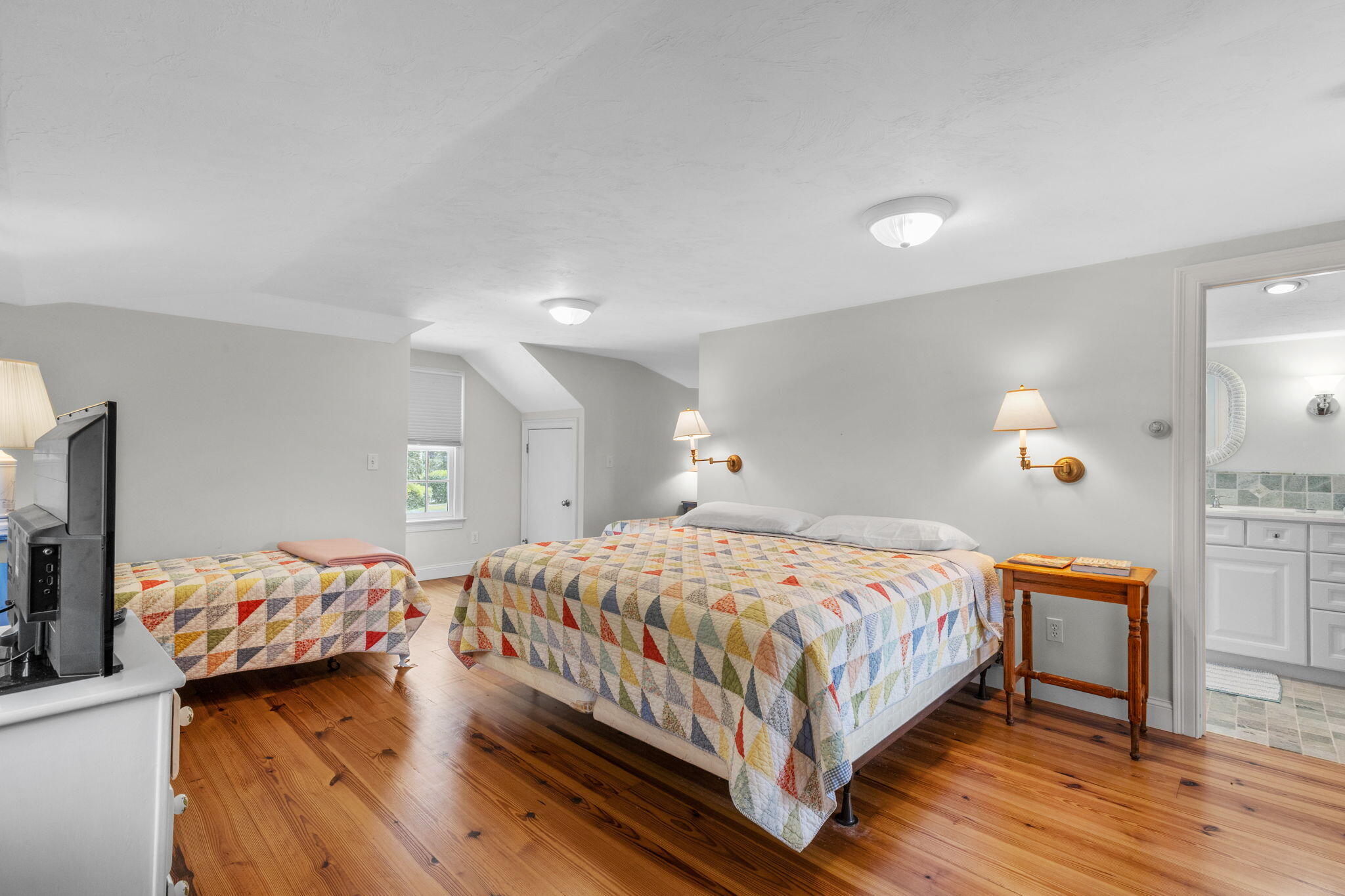 95 Cotchpinicut Road Chatham MA 02633