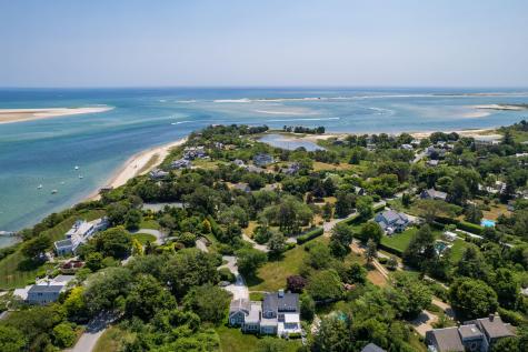 95 Cotchpinicut Road Chatham MA 02633