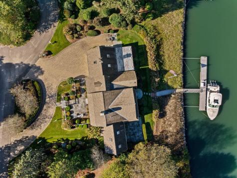 37 Five Gate Lane Falmouth MA 02540