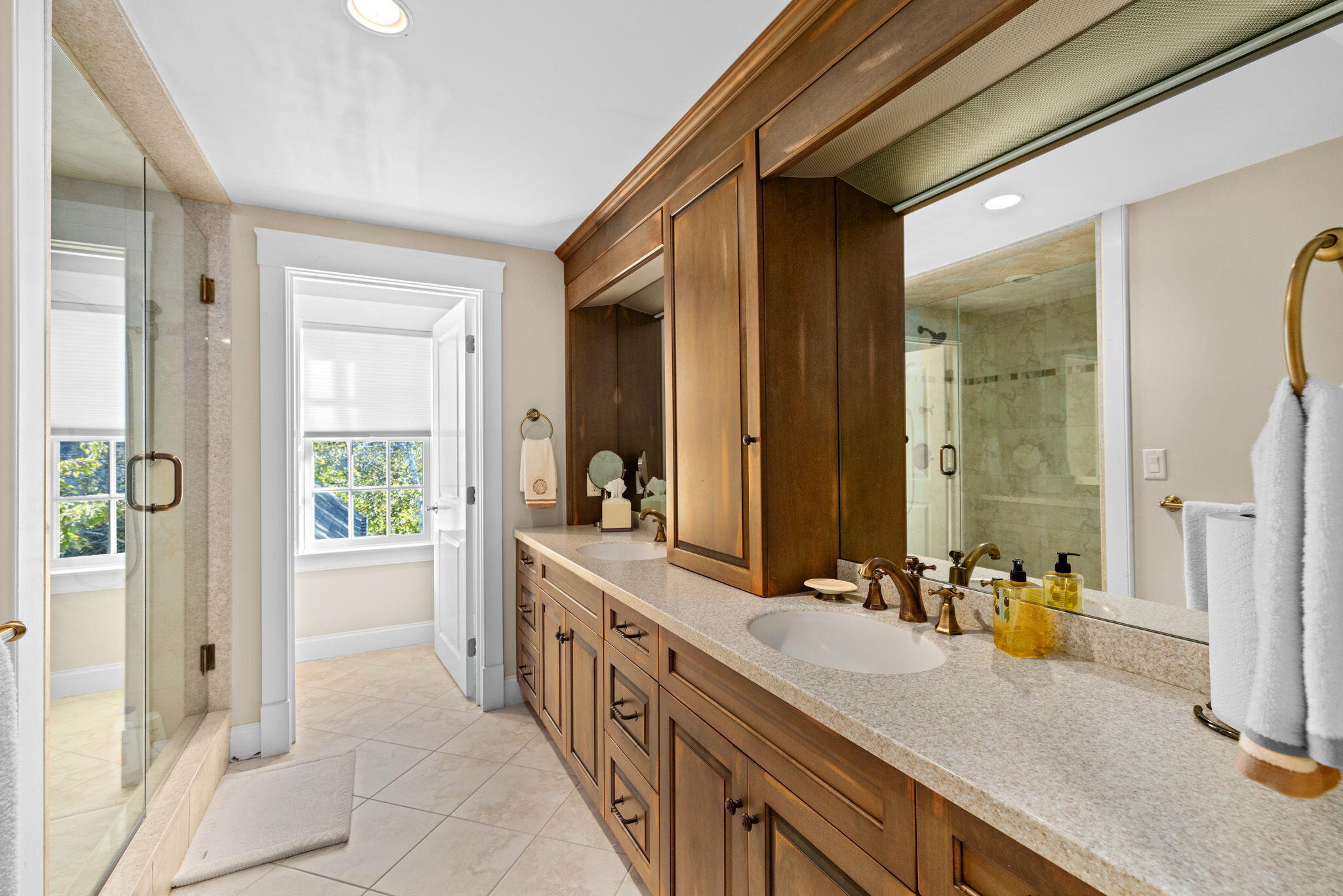 37 Five Gate Lane Falmouth MA 02540