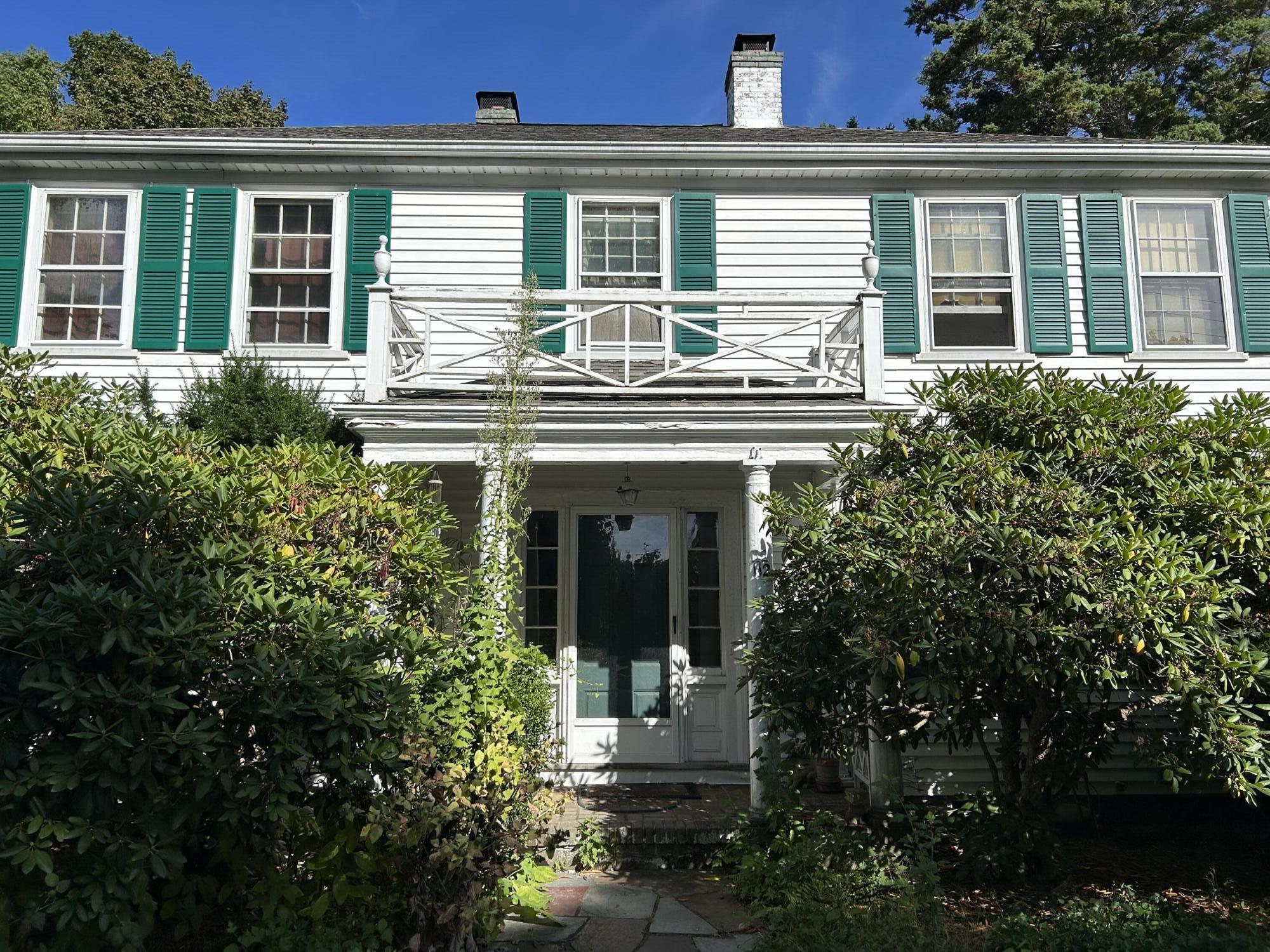 112 Shore Street Falmouth MA 02540
