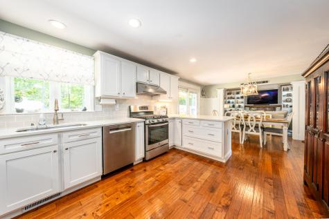 80 Holder Lane Barnstable MA 02668