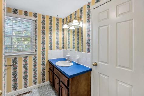 35 Marway Mashpee MA 02649