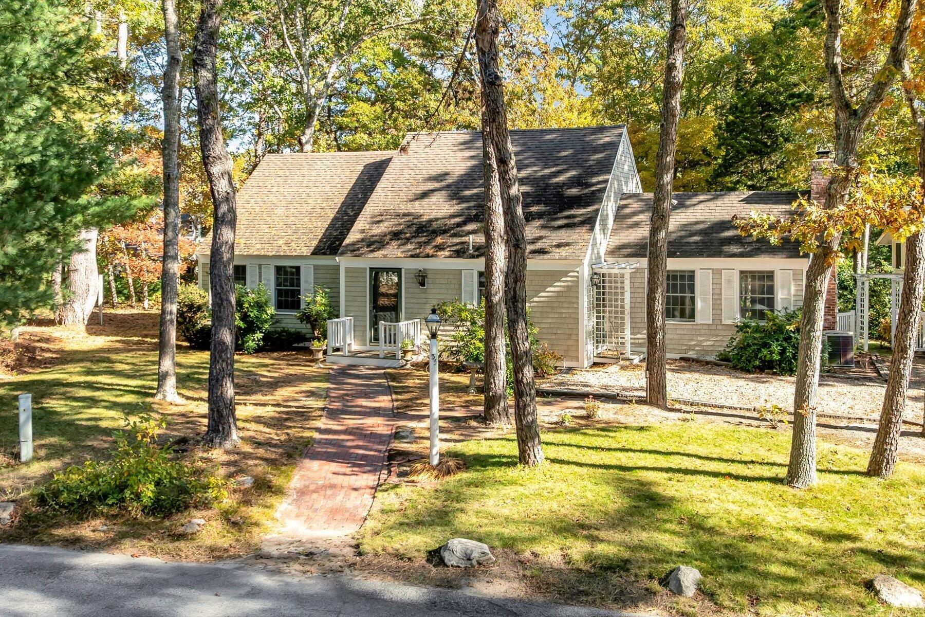 35 Marway Mashpee MA 02649