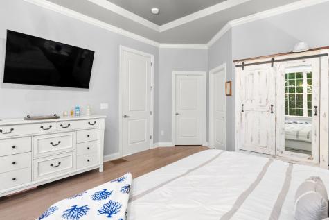 48 Briarwood Plymouth MA 02360