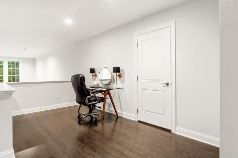 48 Briarwood Plymouth MA 02360