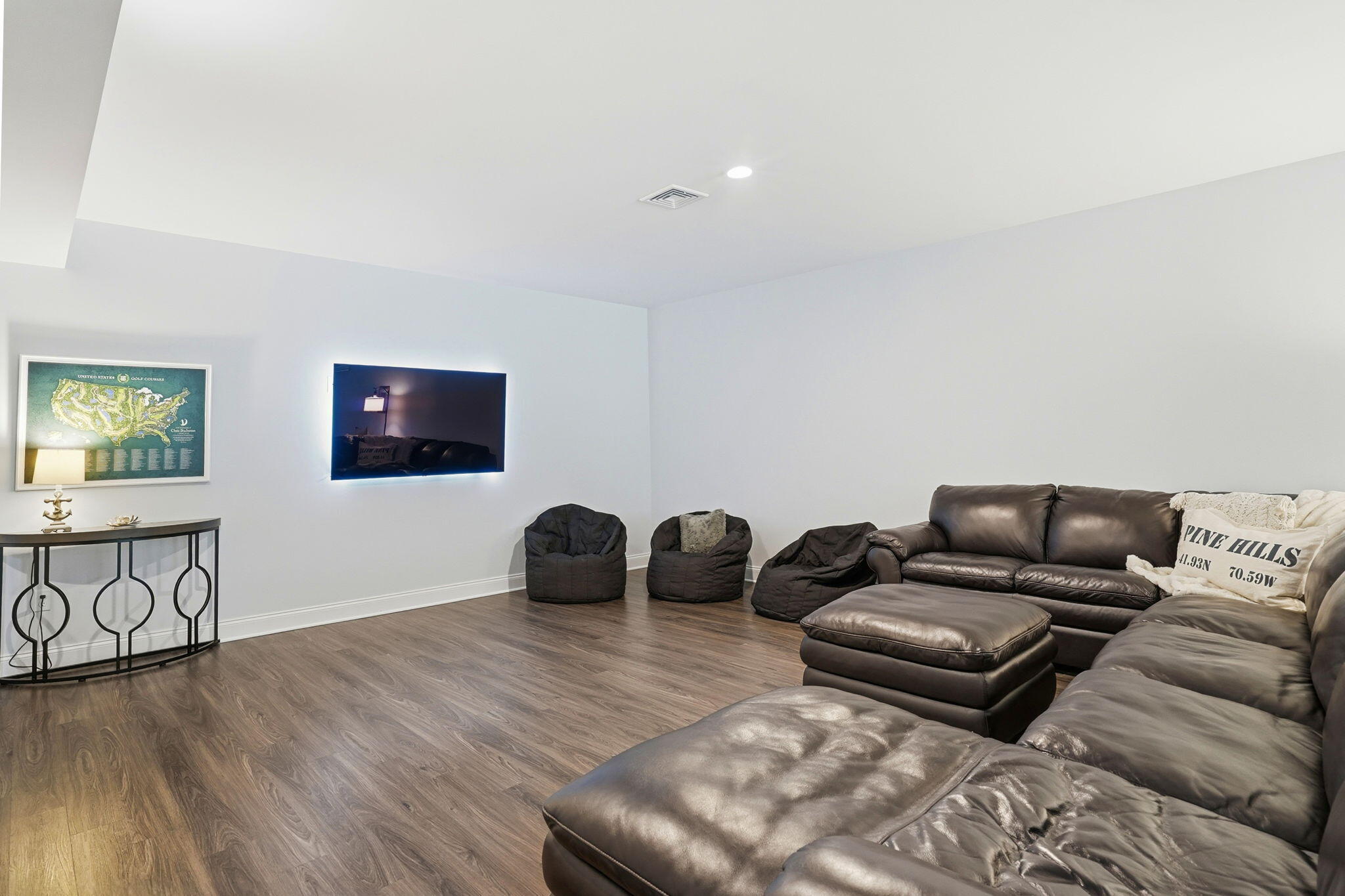 48 Briarwood Plymouth MA 02360