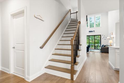 48 Briarwood Plymouth MA 02360