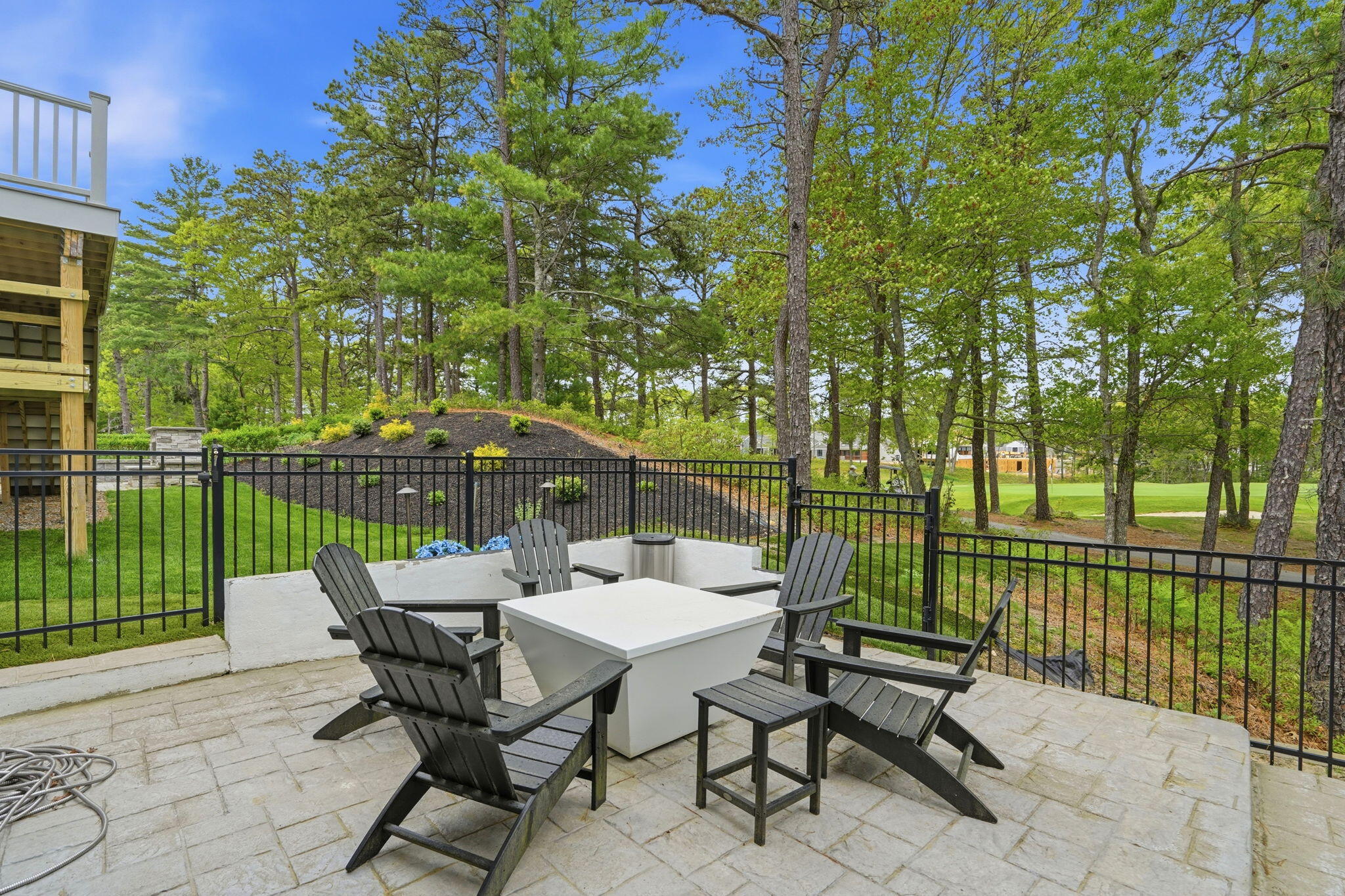 48 Briarwood Plymouth MA 02360