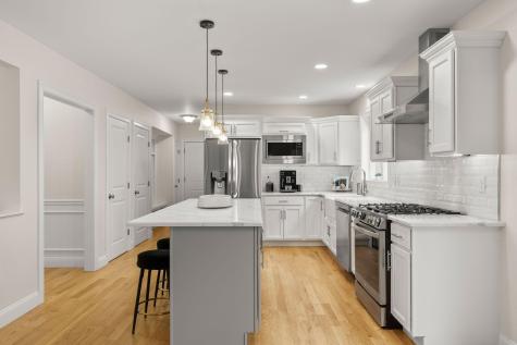 128 Thomas Street Middleborough MA 02346