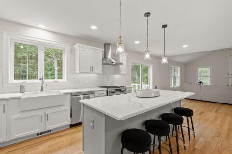 128 Thomas Street Middleborough MA 02346