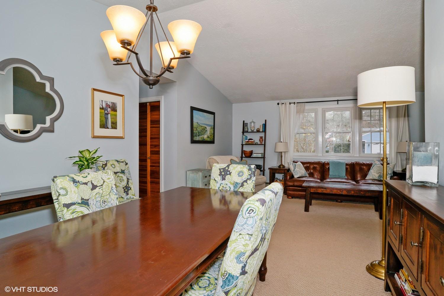 16 Foxglove Road Centerville MA 02632
