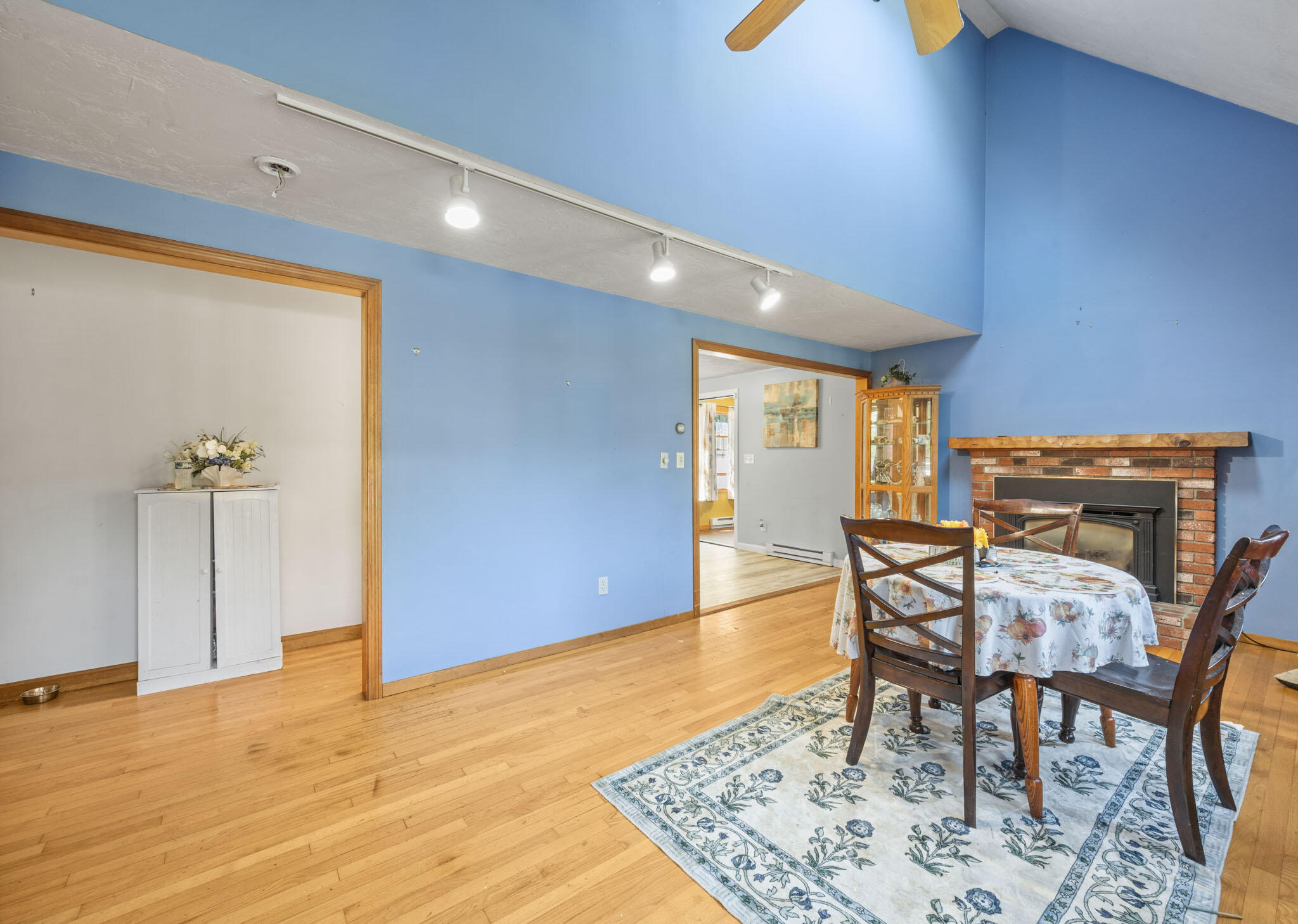 37 Sandra Way Plymouth MA 02360