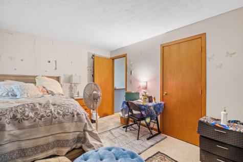 37 Sandra Way Plymouth MA 02360