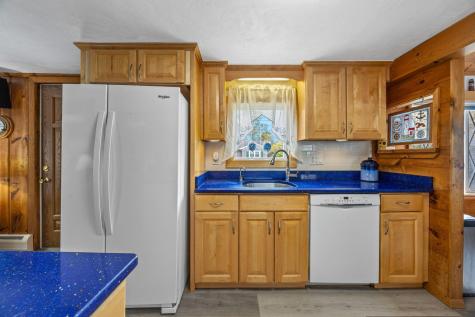 12 Winthrop Drive Falmouth MA 02536