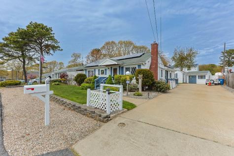 12 Winthrop Drive Falmouth MA 02536