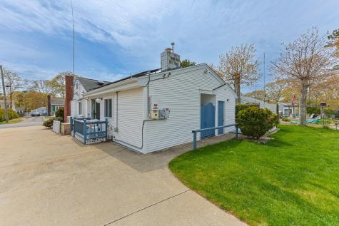 12 Winthrop Drive Falmouth MA 02536