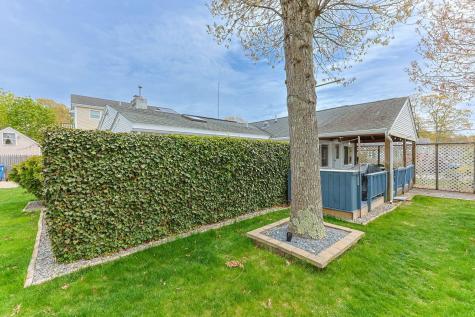 12 Winthrop Drive Falmouth MA 02536