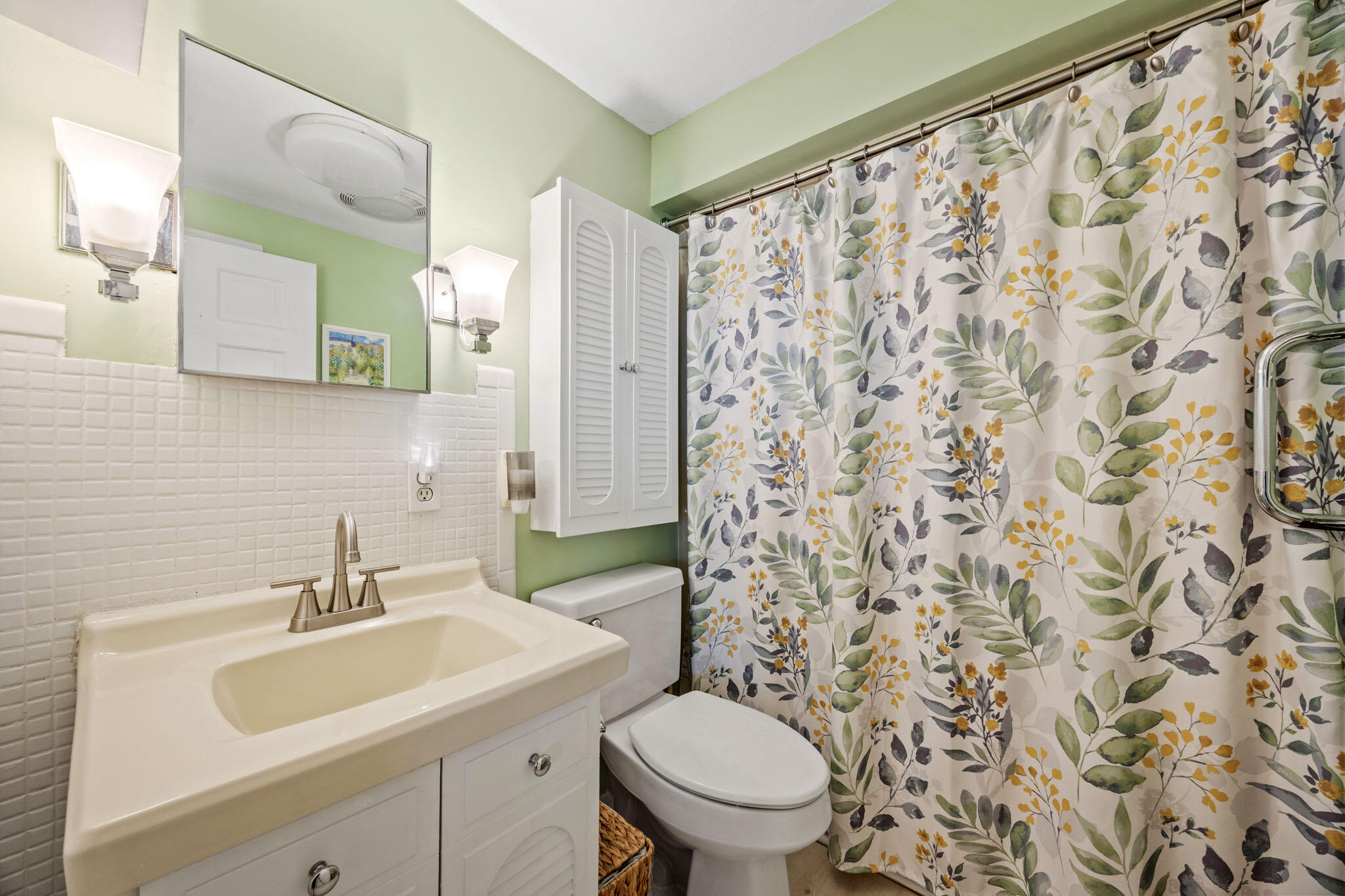 25 Clover Lane Mashpee MA 02649