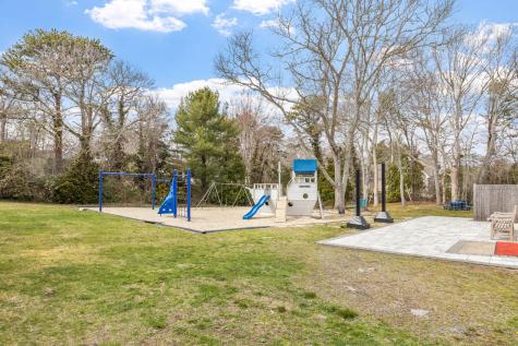 25 Clover Lane Mashpee MA 02649