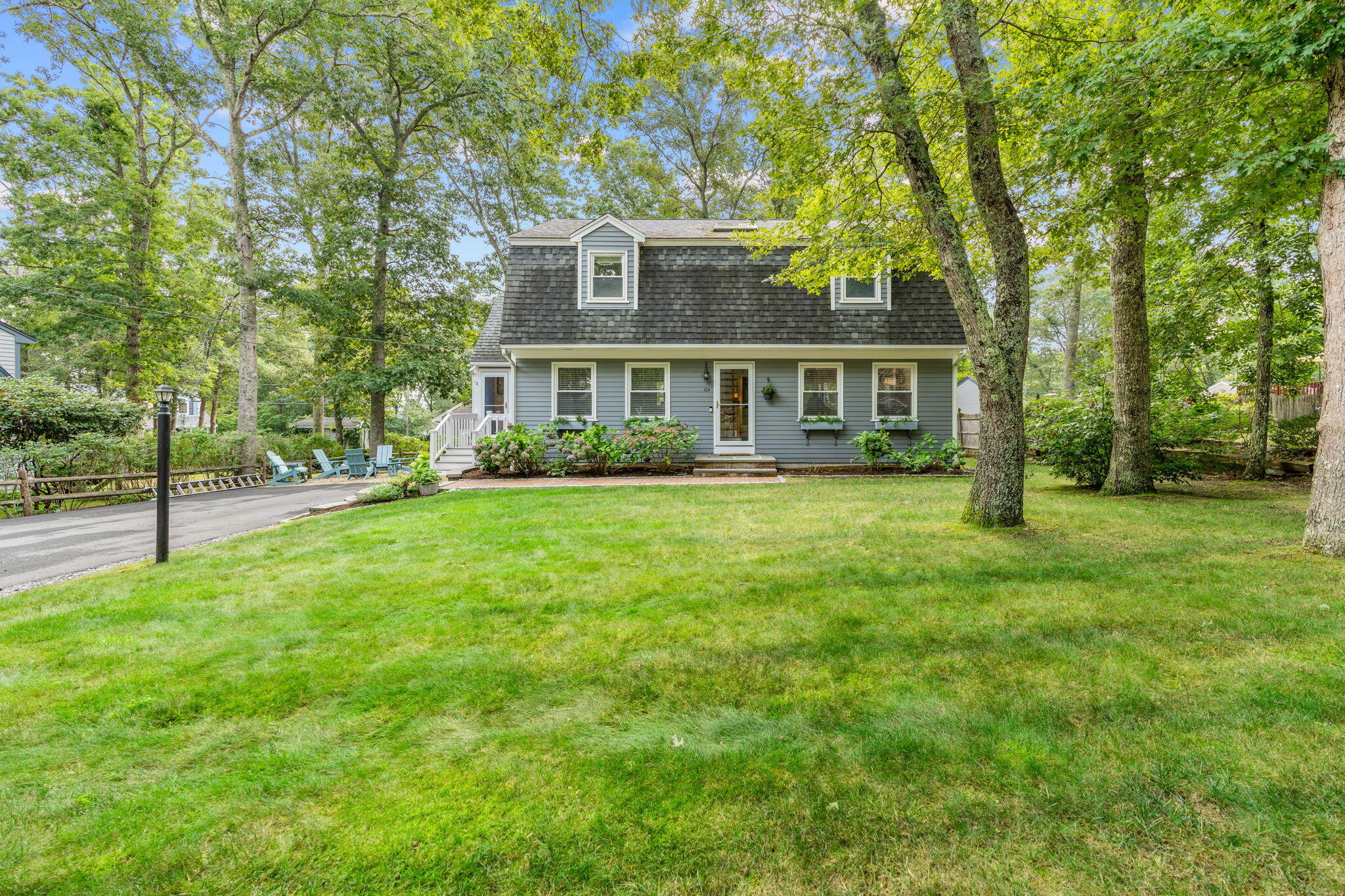 104 Pond Circle Mashpee MA 02649