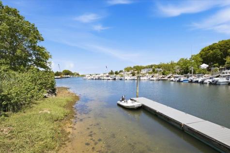 47 Anchorage Road Falmouth MA 02556