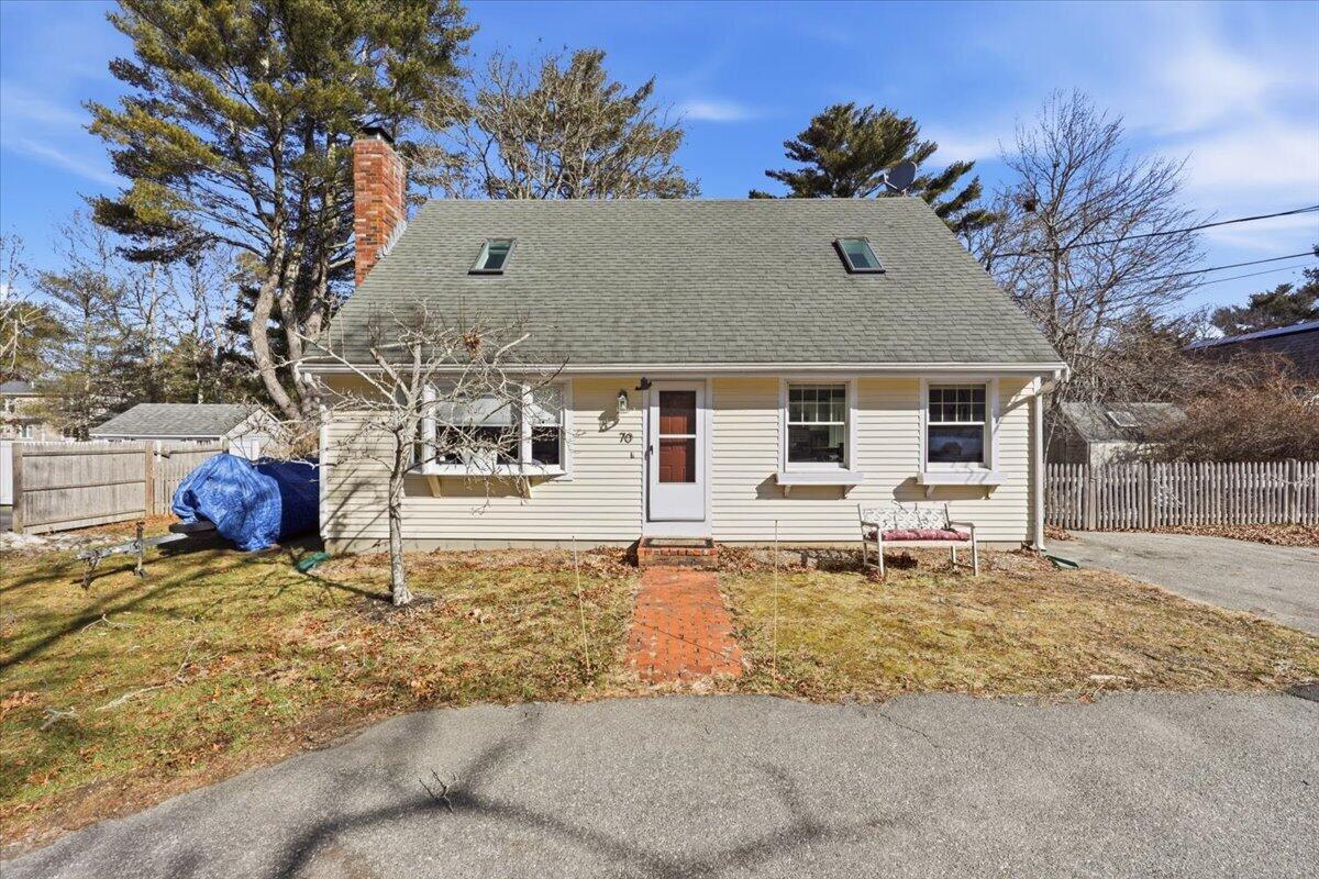 70 Quinaquisset Avenue Mashpee MA 02649
