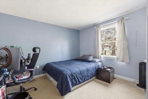 70 Quinaquisset Avenue Mashpee MA 02649