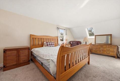 70 Quinaquisset Avenue Mashpee MA 02649