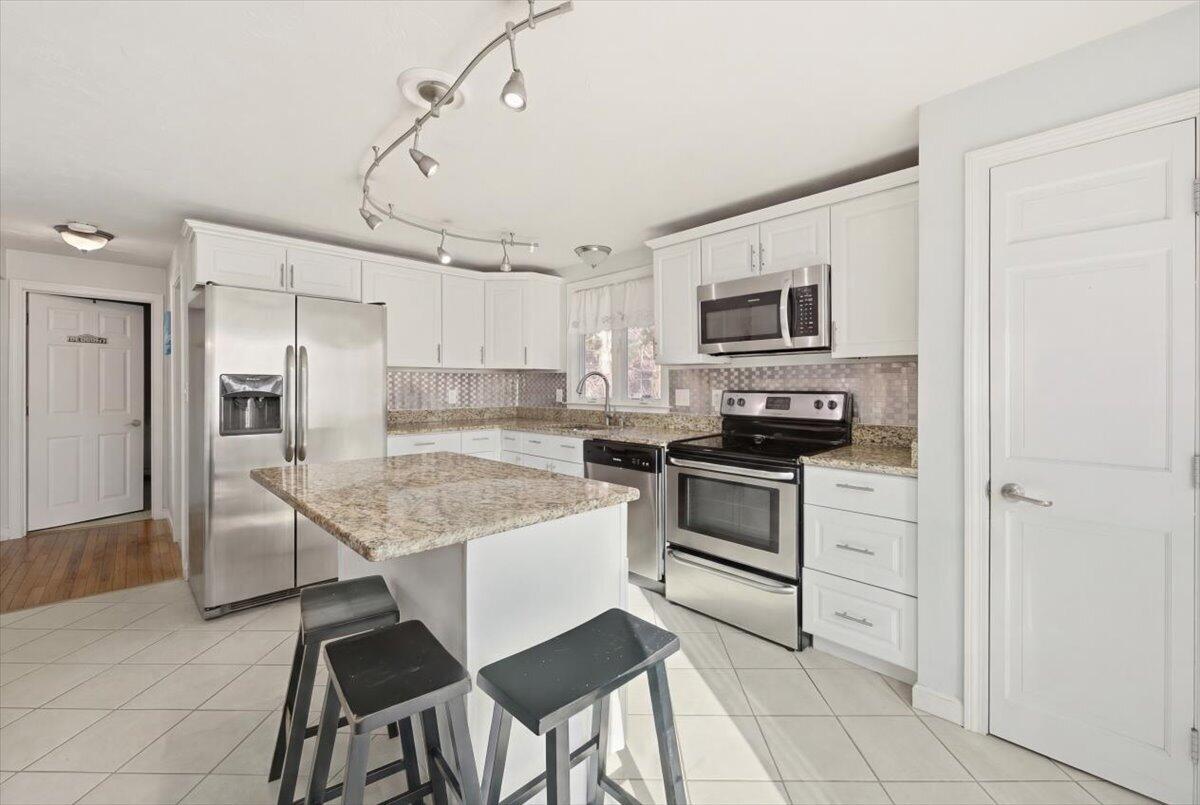 70 Quinaquisset Avenue, Mashpee MA — view 2