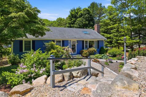 19 Ivest Circle East Falmouth MA 02536