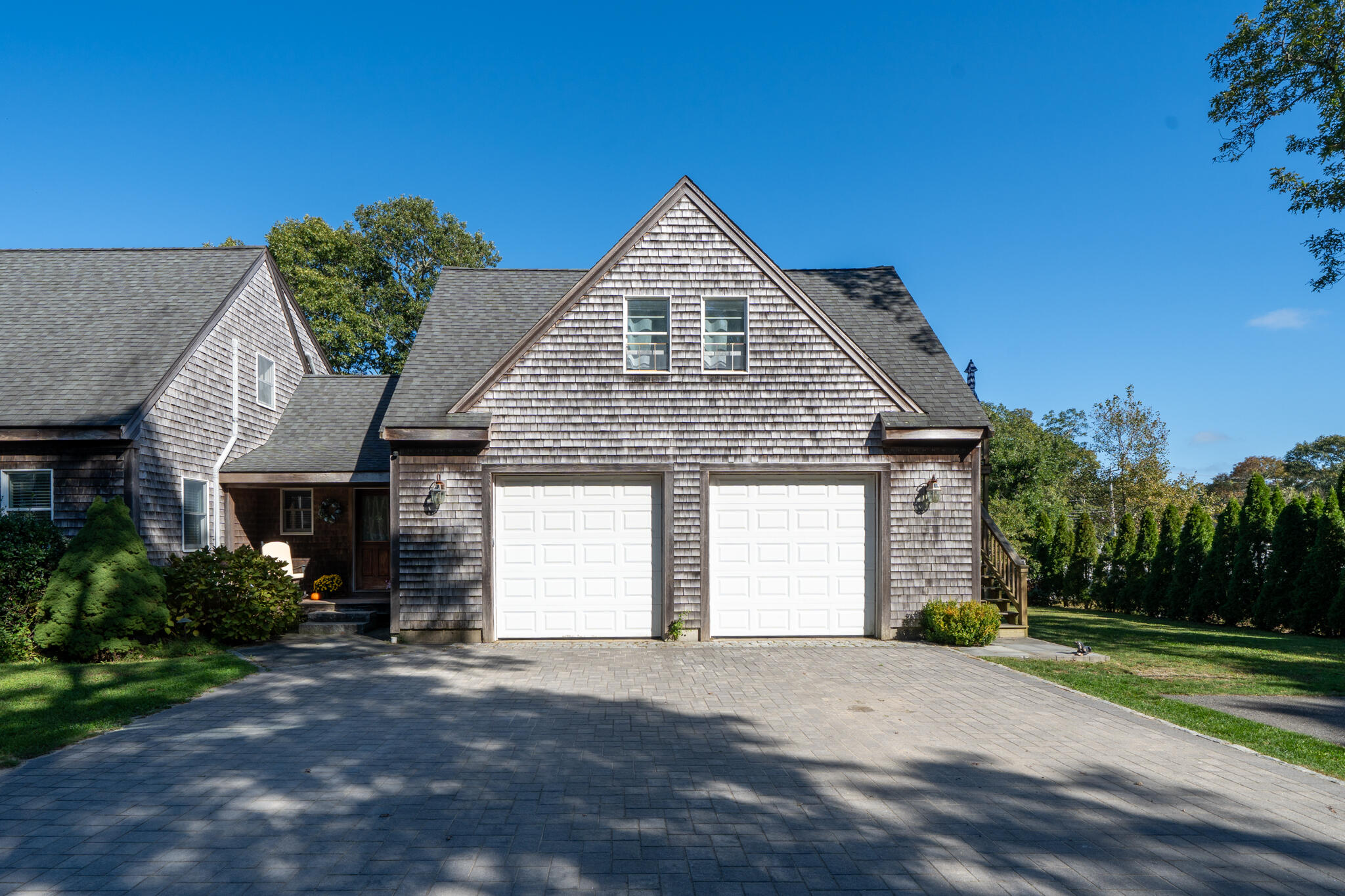 68 Front Street Oak Bluffs MA 02557
