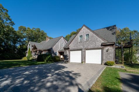 68 Front Street Oak Bluffs MA 02557