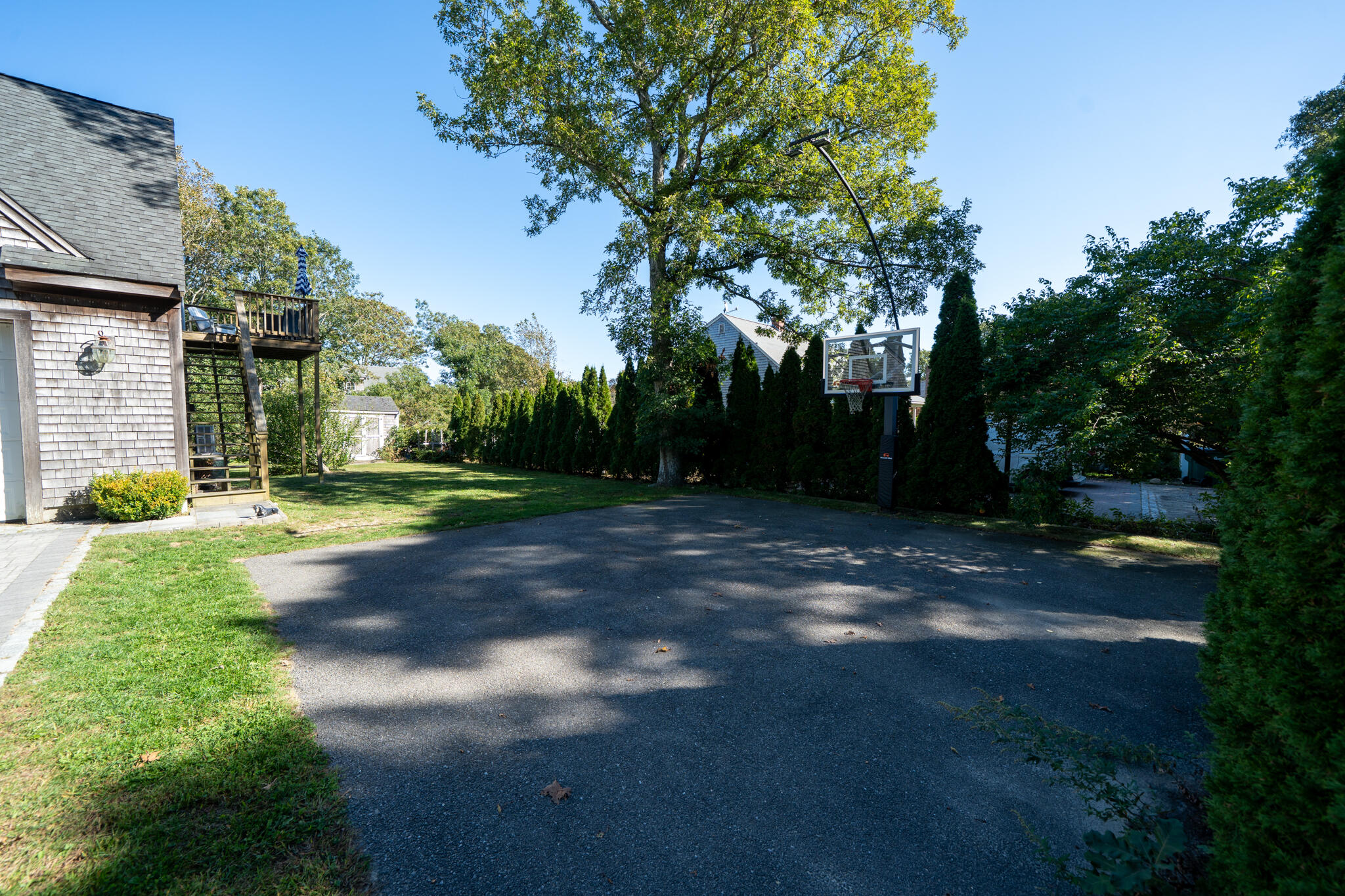 68 Front Street Oak Bluffs MA 02557