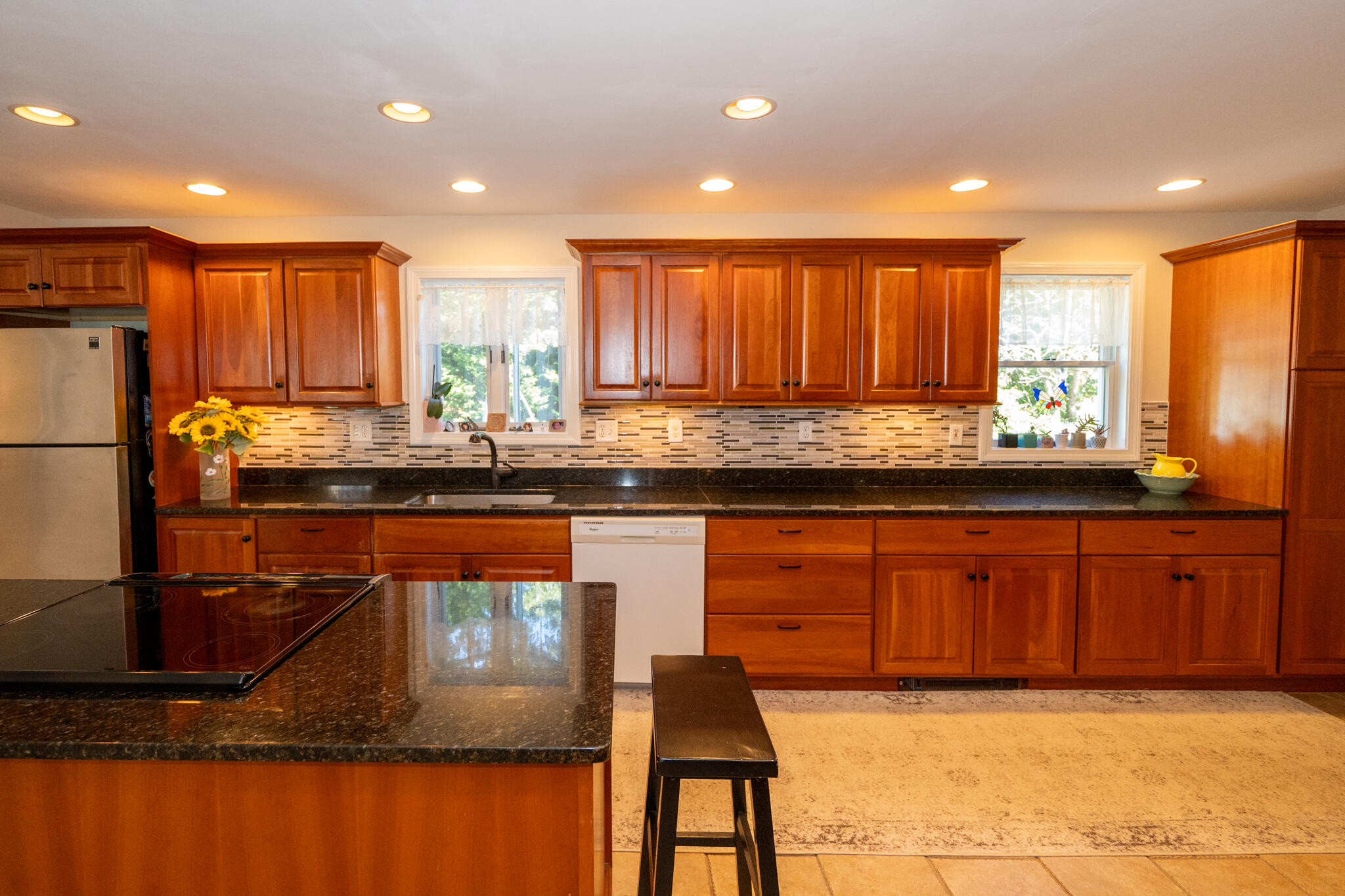68 Front Street Oak Bluffs MA 02557