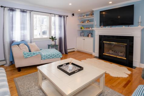 68 Front Street Oak Bluffs MA 02557