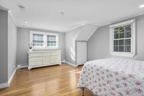 77 Robbins Street Barnstable MA 02655