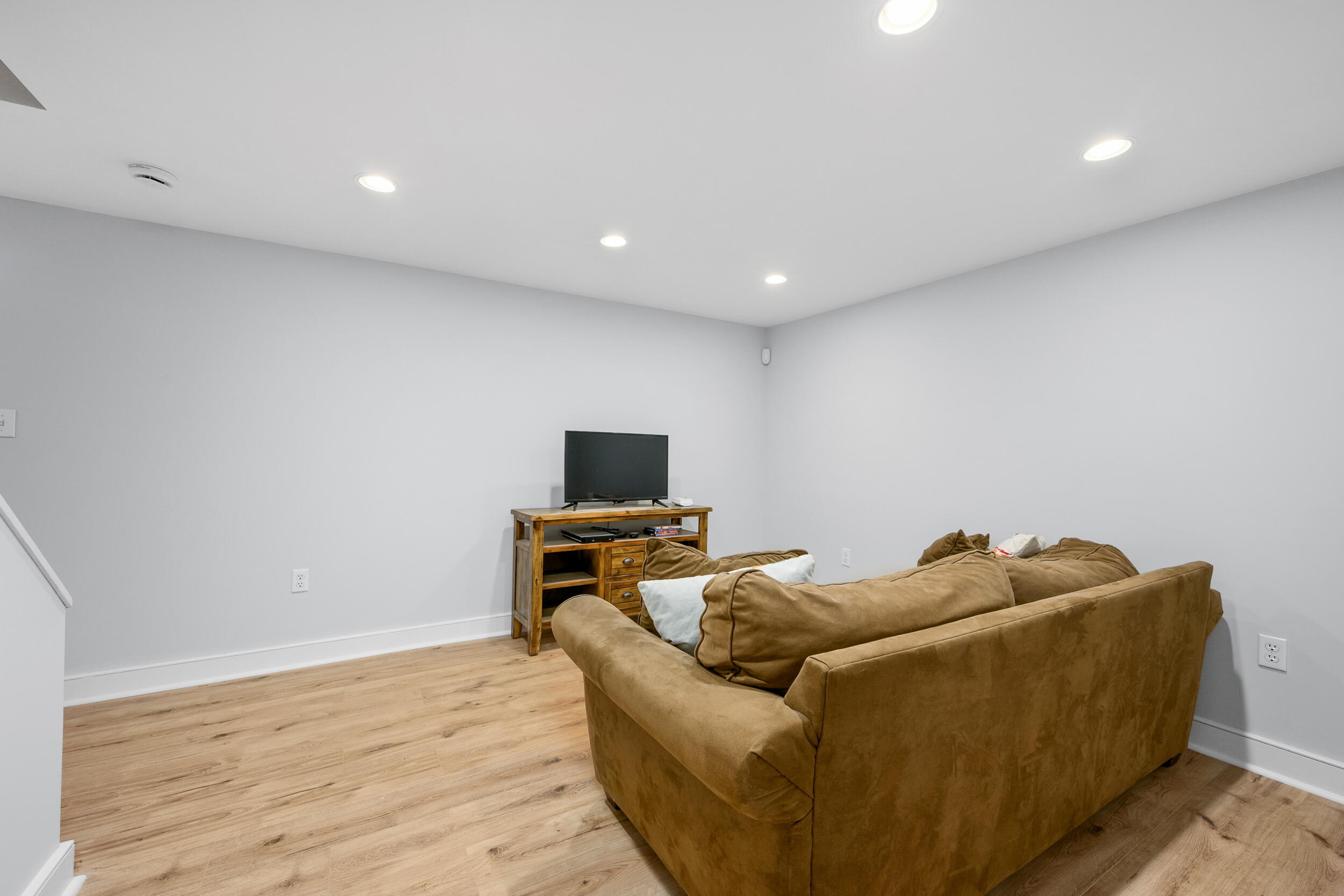 77 Robbins Street Barnstable MA 02655