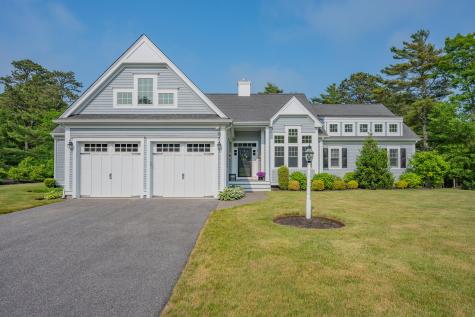 22 Camden Lane Mashpee MA 02649