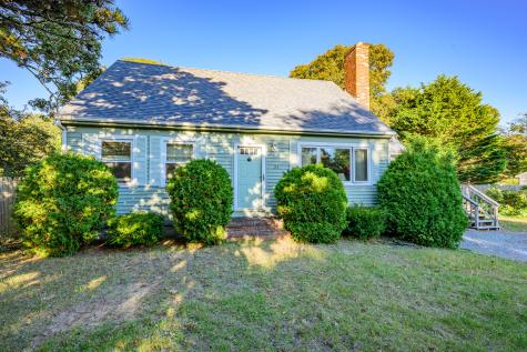 33 Holmes Road Harwich MA 02645